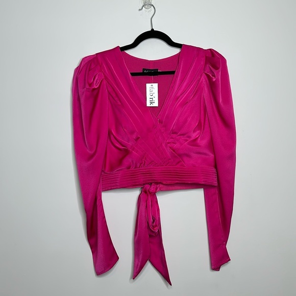 Fab’rik Pink Low Cut top with the back tie - Picture 1 of 9